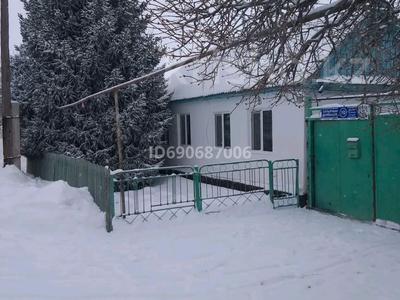 Отдельный дом • 3 комнаты • 40 м² • 12 сот., Койбакова 19 — Базар за 15 млн 〒 в Бауыржан Момышулы