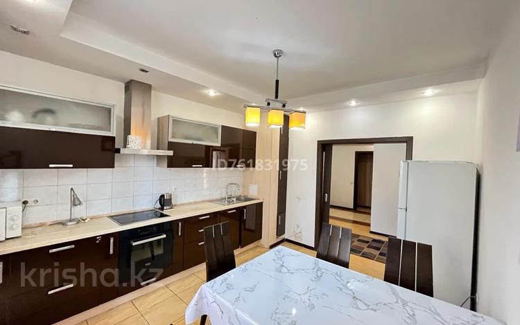3-комнатная квартира · 120 м² · 4/25 этаж, Абиша Кекилбайулы 264 за 30 000 ₸ в Алматы, Бостандыкский р-н — фото 2