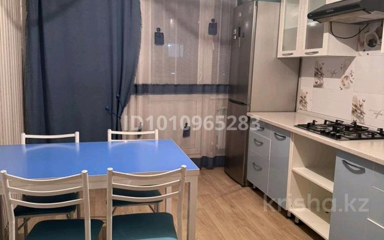 2-бөлмелі пәтер · 52.7 м² · 7/9 қабат, Райымбек Батыр 276 — Магнум, бағасы: 35 млн ₸ в  — фото 2