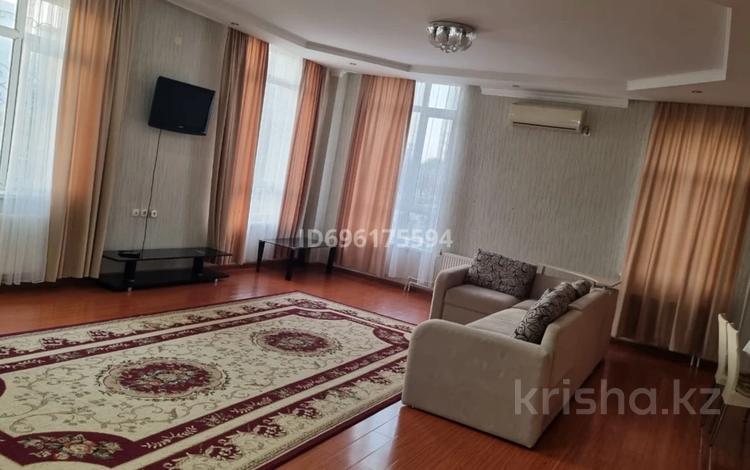 2-комнатная квартира · 121 м² · 3/14 этаж, 10-й мкр 1 за 45 млн ₸ в Актау — фото 2