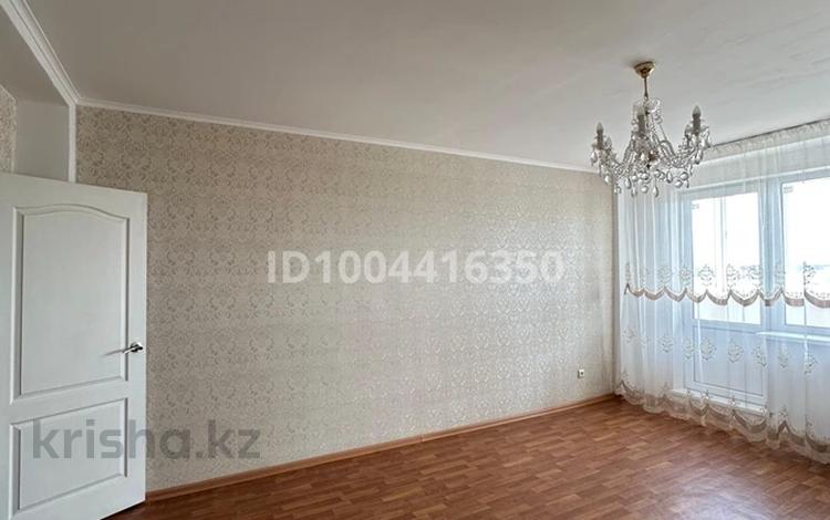 2-бөлмелі пәтер · 61 м² · 5/9 қабат, мкр Жана Орда 3, бағасы: 26 млн ₸ в Уральске — фото 2