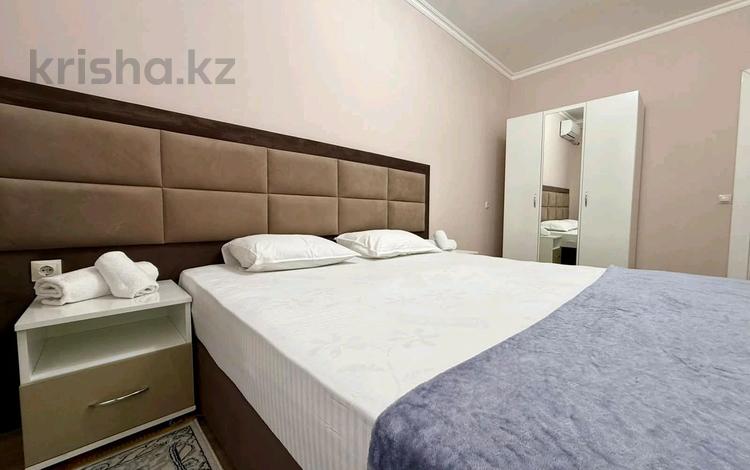 3-комнатная квартира · 85 м² · 17/19 этаж, 7А мкр 21 за 30 000 ₸ в Актау — фото 24
