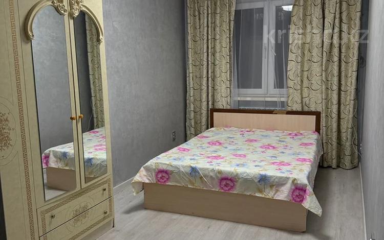 3-комнатная квартира · 60 м² · 2/4 этаж, 1 мкр за 240 000 ₸ в Конаеве — фото 2