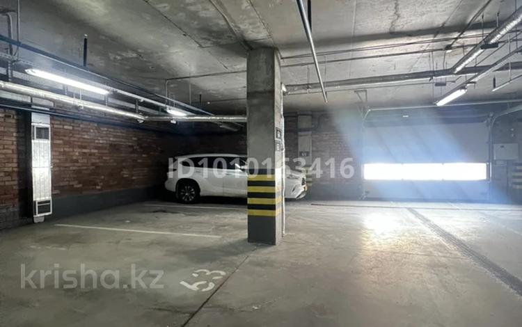 Паркинг · 15.2 м² · Улы Дала 67, 69, 15, 15/1, 17, 17/1, 2, 4, 6, 40 — Аль Фараби, бағасы: 22 000 ₸ в Астане, Есильский р-н — фото 2
