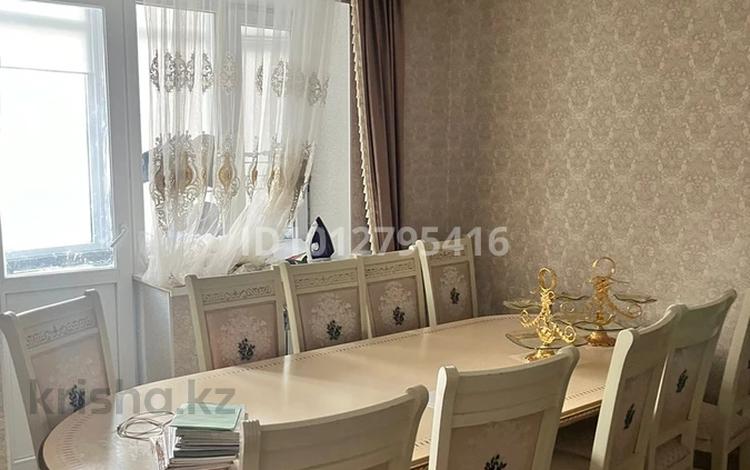 3-комнатная квартира · 89 м² · 3/9 этаж, мкр Нурсая, Таумуш Жумагалиев 15 за 43 млн ₸ в Атырау — фото 2