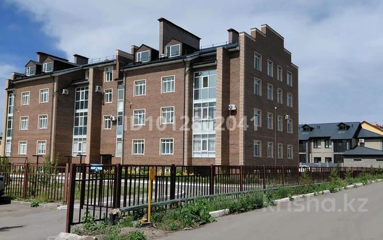 3-комнатная квартира · 75 м² · 2/4 этаж, мкр Новый Город, Липецкая 4 за 42 млн ₸ в Караганде, Казыбек би р-н — фото 2