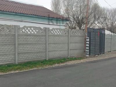 Жеке үй · 4 бөлме · 60 м² · 7 жүзд., Шасаидова 33 — Центр, бағасы: 25 млн ₸ в Таразе