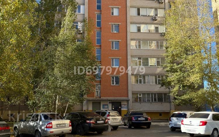 2-комнатная квартира, 62.5 м², 10/11 этаж, Набережная 79 — Кунаева новостройки за 15.5 млн 〒 в Актобе, мкр. Курмыш — фото 3