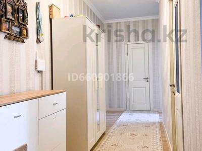 3-бөлмелі пәтер · 90 м² · 9/10 қабат, мкр Нурсая, Таумуш Жумагалиева 15 — Таумуш Жумагалиева 15 блок Д, бағасы: 40 млн ₸ в Атырау
