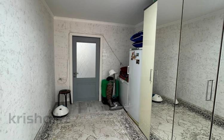 3-комнатная квартира · 61 м², Есет Батыра за 17 млн ₸ в Актобе — фото 14