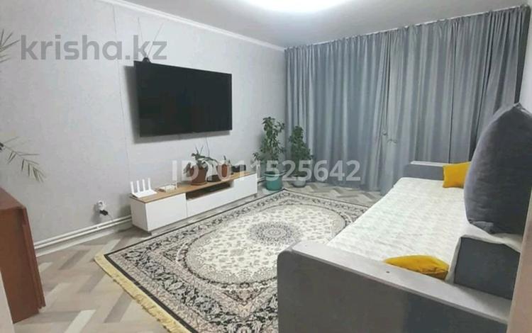 3-комнатная квартира · 70 м² · 3/5 этаж, Кокжал барак 4/2 за 30.5 млн ₸ в Усть-Каменогорске, Ульбинский — фото 2