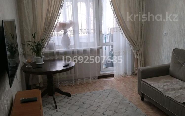3-комнатная квартира · 63 м² · 3/5 этаж, мкр 5 105корпус 1 за 18.5 млн ₸ в Актобе — фото 2
