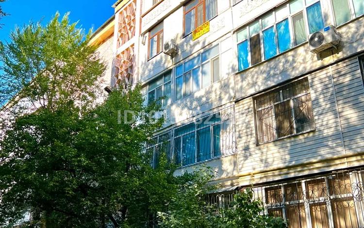 3-бөлмелі пәтер · 70 м² · 4/5 қабат, Акбулак ш/а. 33 — Толе би- Т. Рыскулова, бағасы: 21.5 млн ₸ в Таразе, мкр Акбулак — фото 2