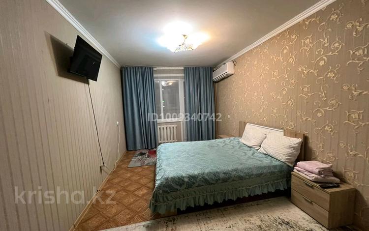 1-бөлмелі пәтер · 40 м² · 7/10 қабат, мкр 11 114, бағасы: 8 000 ₸ в Актобе — фото 2