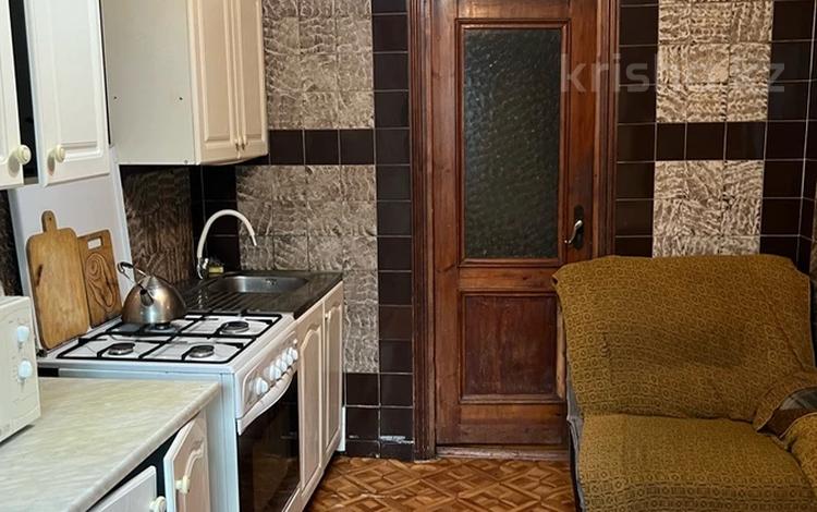 3 комнаты · 70 м², мкр Тастак-2 95 — Дуйсенова и Брусиловского за 45 000 〒 в Алматы, Алмалинский р-н — фото 2