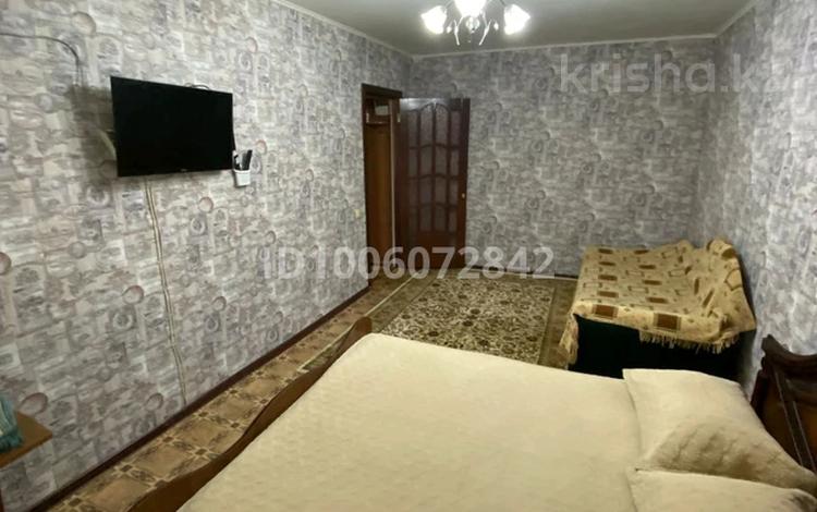 1-комнатная квартира · 34 м² · 2/5 этаж, Мухита 134 — Казииту за 10 000 ₸ в Уральске, мкр Школьник — фото 2
