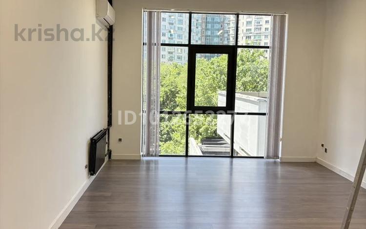 Офисы, образование, кабинеты и рабочие места, студии · 32 м² за 384 000 ₸ в Алматы, Медеуский р-н — фото 2