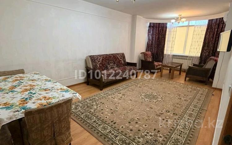 2-бөлмелі пәтер · 77 м² · 4/9 қабат, ул. Желтоксан 17А, бағасы: 250 000 ₸ в Шымкенте, Аль-Фарабийский р-н — фото 2