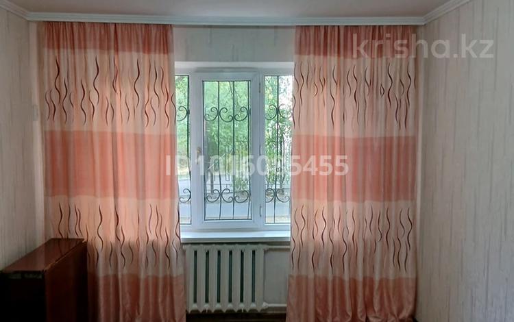 1-комнатная квартира · 16 м² · 1/4 этаж, мкр Таугуль-1 6/2 за 180 000 ₸ в Алматы, Ауэзовский р-н — фото 2