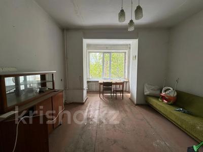 2-комнатная квартира, 54 м², 3/5 этаж, пр. Республики за 10.5 млн 〒 в Темиртау