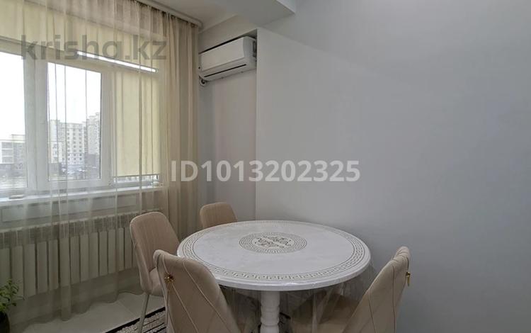 1-бөлмелі пәтер · 46 м² · 3/9 қабат, Нұрсая ш/а., Мкрн Нурсая 1, бағасы: 200 000 ₸ в Атырау, мкр Нурсая — фото 2