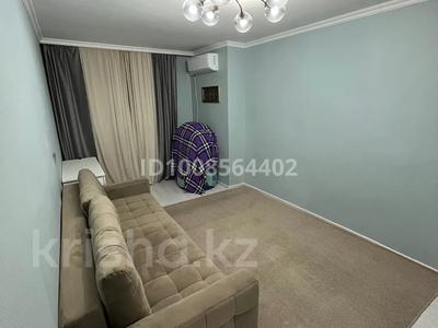 1-комнатная квартира · 27 м² · 3/5 этаж, мкр Центральный, Азаттык 49 за 155 000 〒 в Атырау