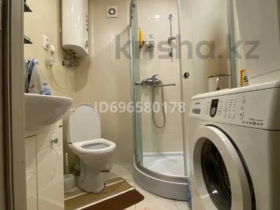 Продажа домов и дачи в Абай обл.: Отдельный дом · 4 комнаты · 110 м² · 12 сот., 2 омская 9 за 19.5 млн 〒 Отдельный дом · 4 комнаты · 110 м² · 12 сот., 2 омская 9 за 19.5 млн 〒 в Семее, мкр Красный Кордон