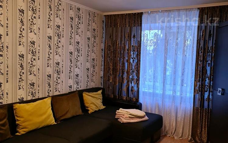 1-комнатная квартира, 37 м², 2/4 этаж посуточно, Жансугурова 187 за 9 000 〒 в Талдыкоргане — фото 2