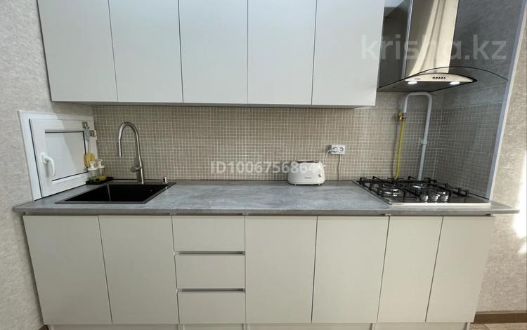 2-комнатная квартира · 55 м² · 5/5 этаж, 7-й мкр 4 за 18.5 млн ₸ в Актау — фото 2