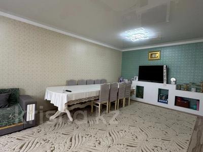 Жеке үй · 4 бөлме · 150 м² · 10 сот., Акжар-2, бағасы: 20 млн ₸ в Актобе, жилой массив Акжар-2