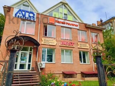 Свободное назначение, офисы, образование, развлечения · 600 м² за 560 млн ₸ в Усть-Каменогорске