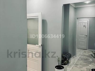 1-комнатная квартира · 52 м² · 5/5 этаж, Кылышбай акын — Казыбек Би 110 напротив 13 Шк за обл Акиматом за 150 000 ₸ в Таразе