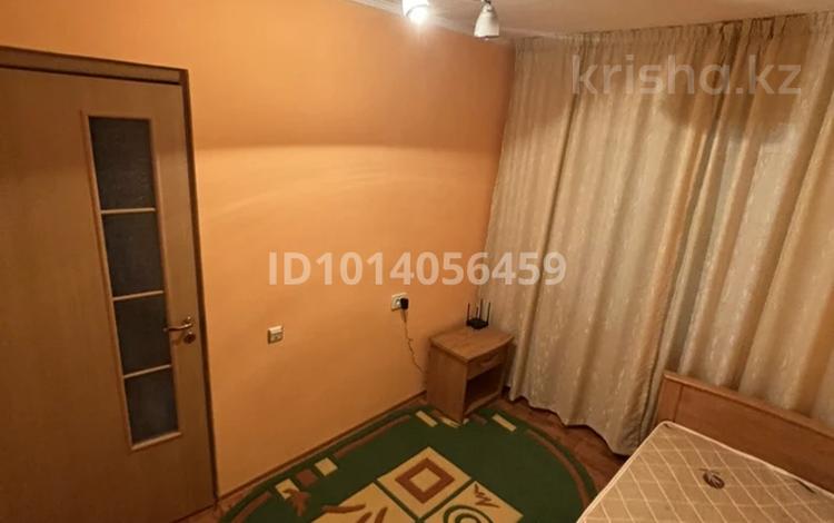 3-комнатная квартира · 65 м² · 2/5 этаж, Брусиловского 249 за 350 000 ₸ в Алматы, Бостандыкский р-н — фото 2