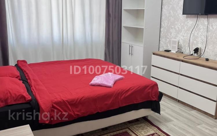 1-бөлмелі пәтер · 46 м² · 4/5 қабат, 20-я линия, бағасы: 3 000 〒 в Алматы, Бостандыкский р-н — фото 2