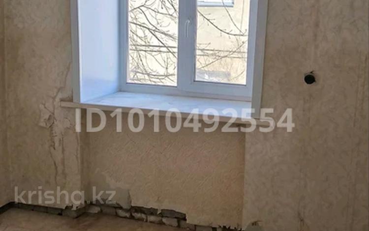 3-комнатная квартира · 78.3 м² · 2/2 этаж, Кеншилер 6 — 16й школы за 8 млн ₸ в  — фото 2