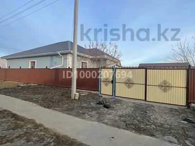 Отдельный дом · 4 комнаты · 180 м² · 9 сот., мкр Балауса, Туманбай Молдагалиева 41 за 32 млн 〒 в Атырау