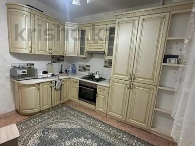 2-комнатная квартира · 57 м² · 1/5 этаж, мкр. Алтын орда за 23.5 млн 〒 в Актобе