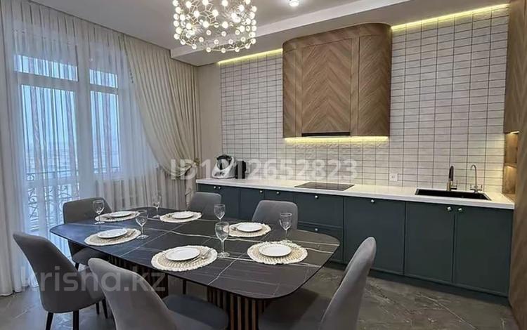 4-бөлмелі пәтер · 135 м² · 5/12 қабат, 17-й мкр 54, бағасы: 68 млн ₸ в Актау — фото 2