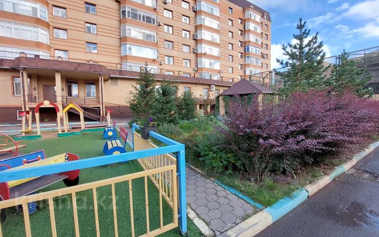 4-бөлмелі пәтер · 145 м² · 3/8 қабат, К.Аманжолова 41, бағасы: 125 млн ₸ в Караганде, Казыбек би р-н — фото 2
