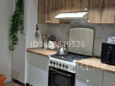 Отдельный дом · 4 комнаты · 90 м² · 4 сот., мкр Акжайык, Мкр Акжайык ибрагим кожа 7/1 — Ибрагим кожа пересечение каламбаева за 32 млн ₸ в Шымкенте, Абайский р-н