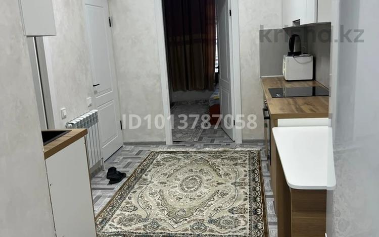 2-комнатная квартира · 70 м² · 1/12 этаж, мкр Акбулак, Момышулы за 200 000 ₸ в Алматы, Алатауский р-н — фото 11