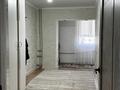 3-бөлмелі пәтер · 65 м² · 3/4 қабат, Самал 15 — Үй орталықта орналасқан, қасында мектеп, балабақша, банктер, дүкен, мұнайшы паркі, бағасы: 16 млн ₸ в Жанаозен — фото 2