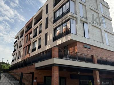4-комнатная квартира · 150 м² · 1/3 этаж, Байтасова 9 за 260 млн ₸ в Алматы, Медеуский р-н