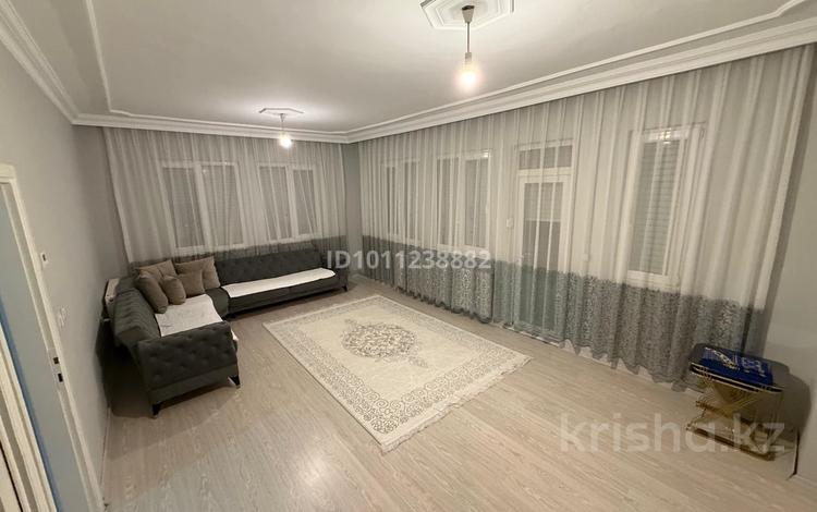 4-бөлмелі пәтер · 120 м² · 3/4 қабат, Кепез 777 — Кепез, бағасы: 75 млн 〒 в Анталье — фото 2