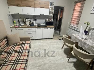 Отдельный дом · 4 комнаты · 132 м² · 10 сот., мкр Акбулак, улица Сыздыкова 53 за 270 млн ₸ в Алматы, Алатауский р-н