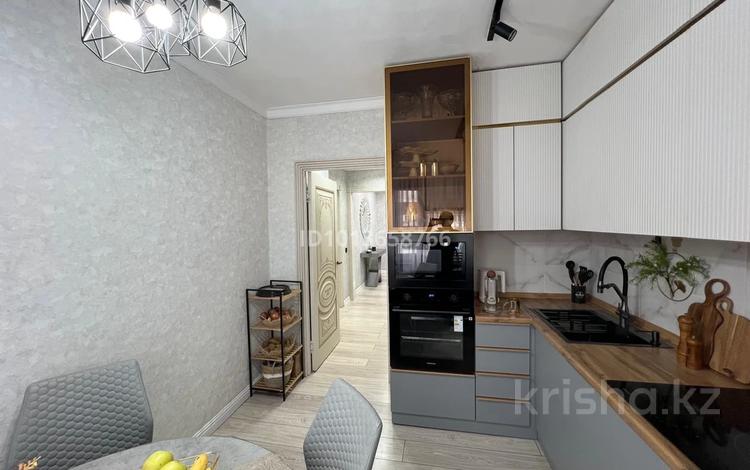 4-комнатная квартира · 84 м² · 9/10 этаж, мкр Юго-Восток, Мкр Гульдер 1 за 33.5 млн ₸ в Караганде, Казыбек би р-н — фото 4