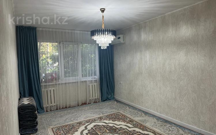 2-комнатная квартира, 44 м², 1/4 этаж, мкр №5 30 за 29.5 млн 〒 в Алматы, Ауэзовский р-н — фото 2