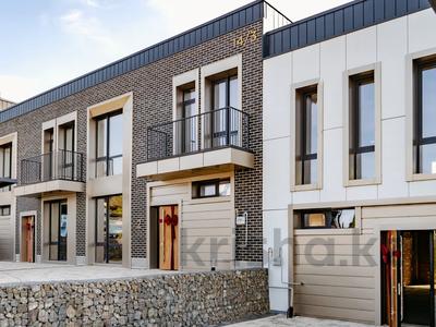 Отдельный дом · 4 комнаты · 205 м² · 2 сот., Мкр. Калкаман-3 1/27блок3 за 187 млн ₸ в Алматы, Наурызбайский р-н