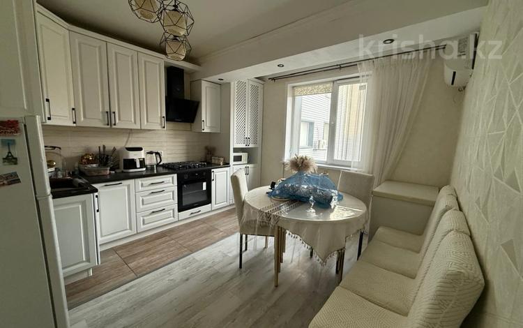 3-комнатная квартира · 100.3 м² · 3/5 этаж, алтын орда за 36 млн ₸ в Актобе — фото 2