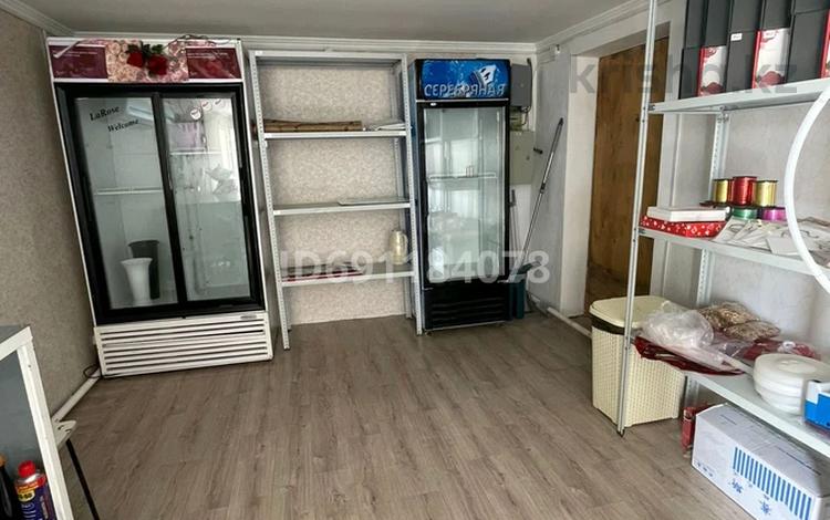 Дүкендер мен бутиктер • 40 м², бағасы: 4.8 млн 〒 в  — фото 3